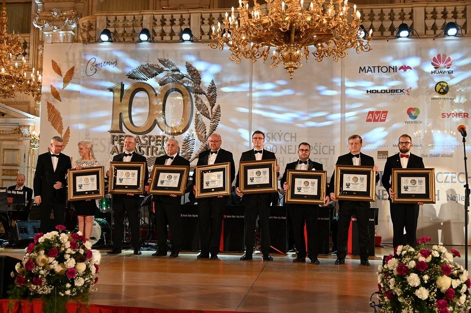 ceskych 100